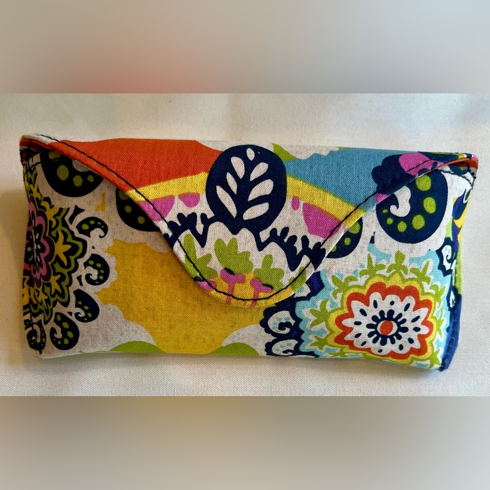 Colorful Vera Bradley Glass Case